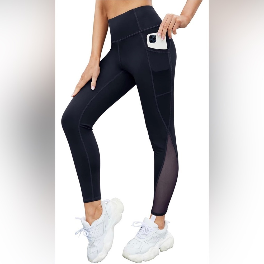 NWT Women’s Size Small High Waisted Leggings with Tummy Control and Pockets